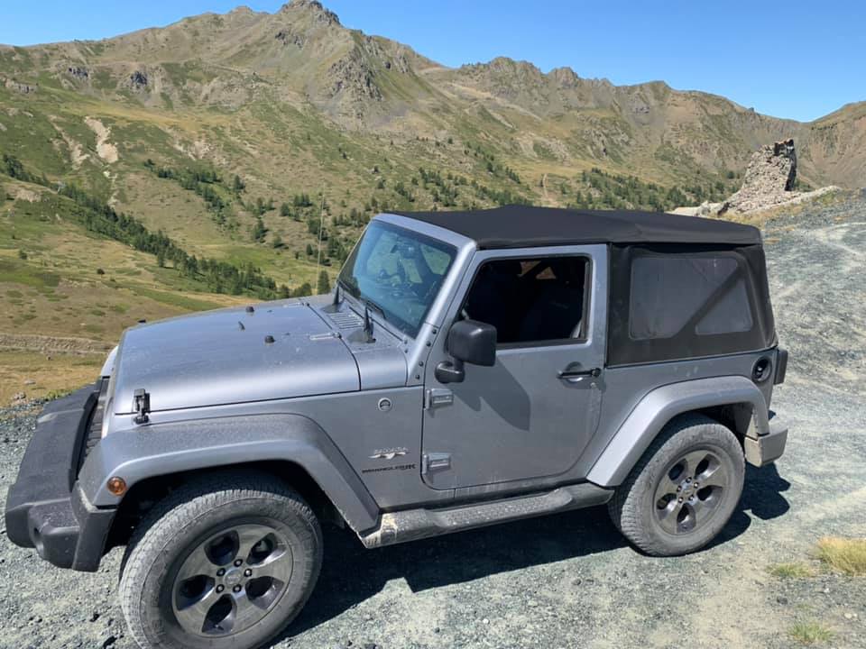 Jeep Wrangler sui sentieri del Piemonte verso il Jafferau